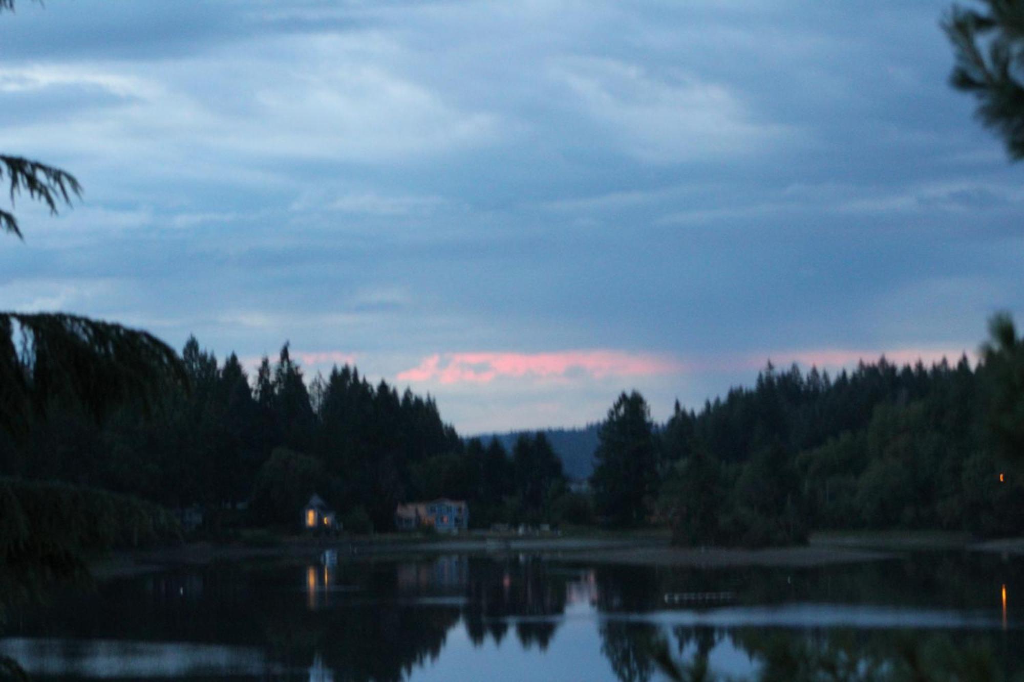 Oyster Bay Inn & Suites Bremerton Cameră foto